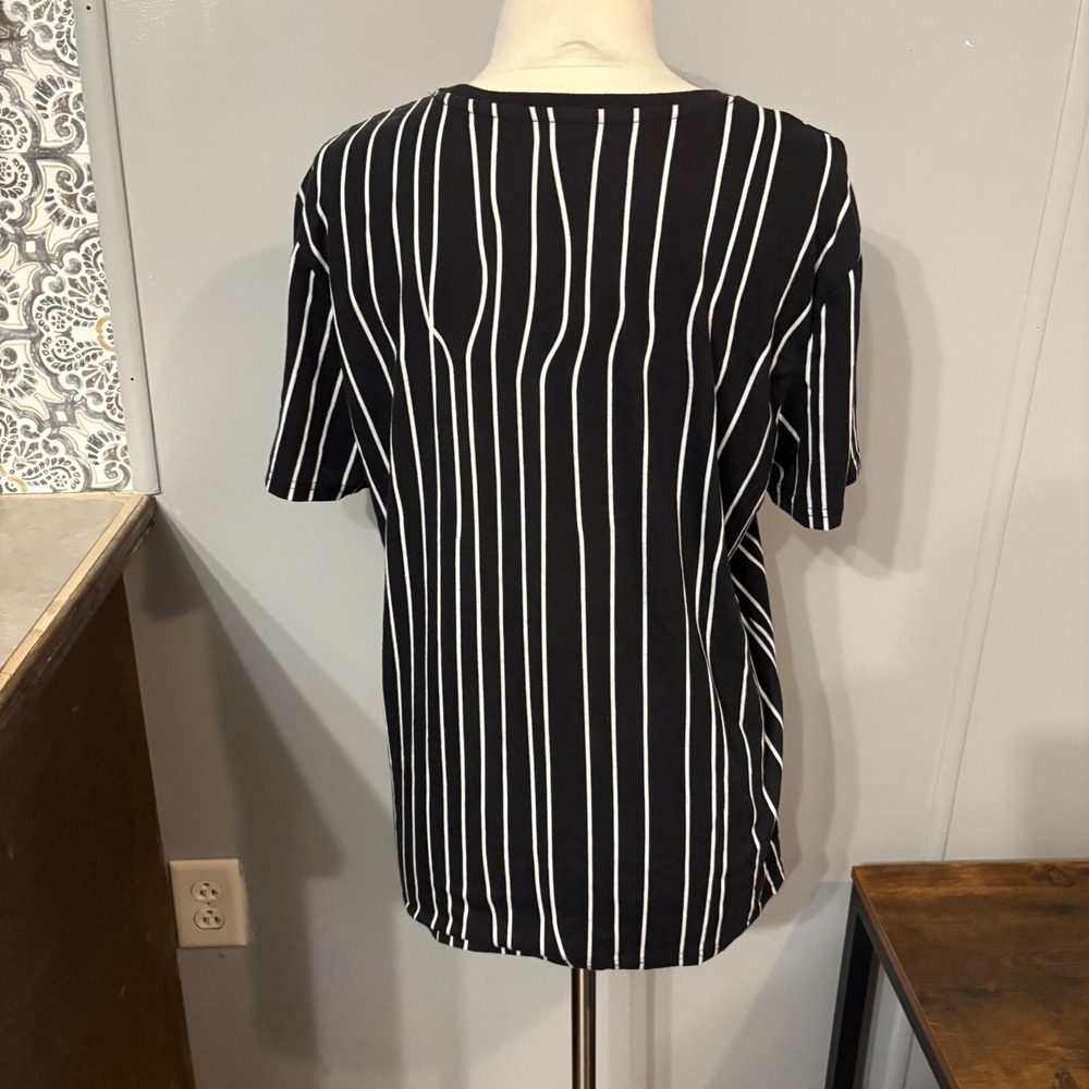 Disney Nightmare Before Christmas Jack Skellington Pinstripe Shirt (Adult Large) - Picture 4 of 5